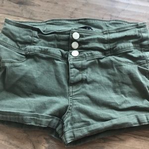 High waisted Terranova Shorts